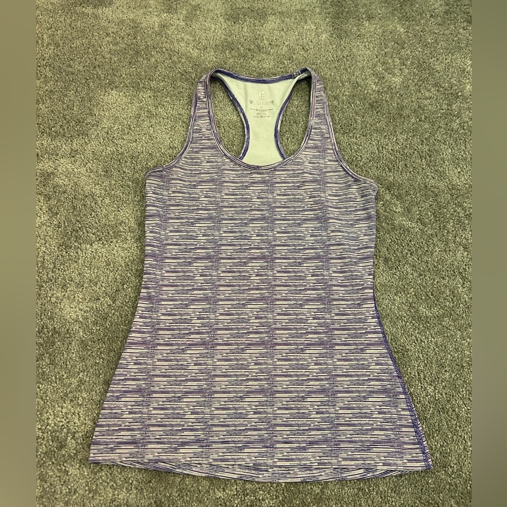 Athletic tank top